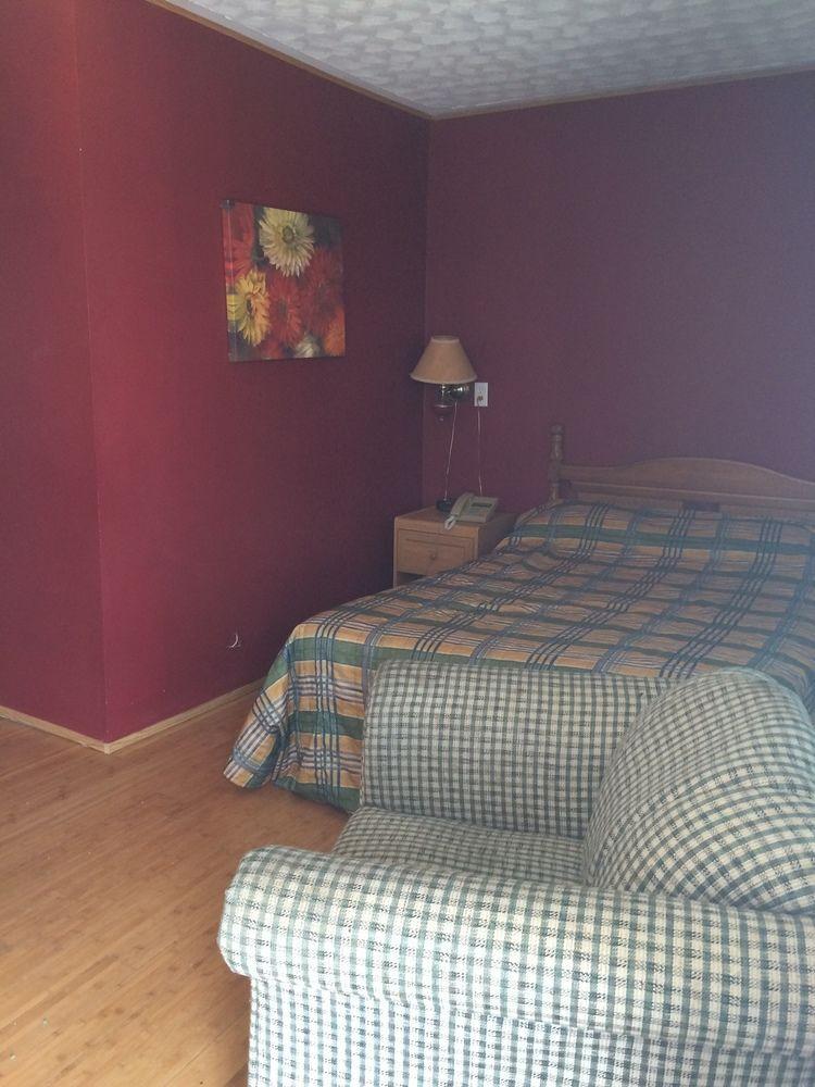 Springmount Motel Оуен Саунд Екстериор снимка
